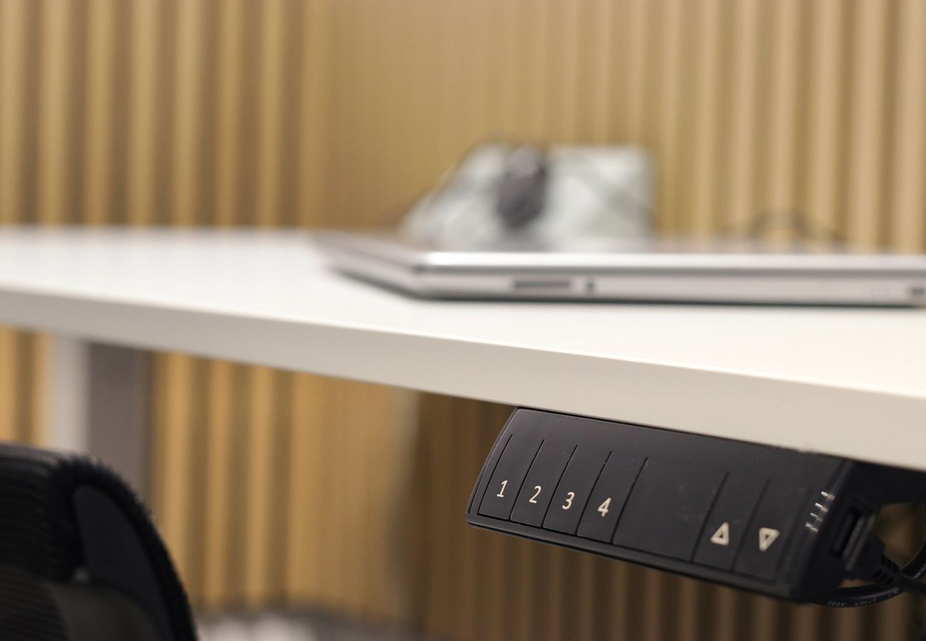 Villa in Puerto de la Cruz - 4 SZ Villa Wohnen & Arbeiten|Pool, Fitnessraum, Büro, Billard