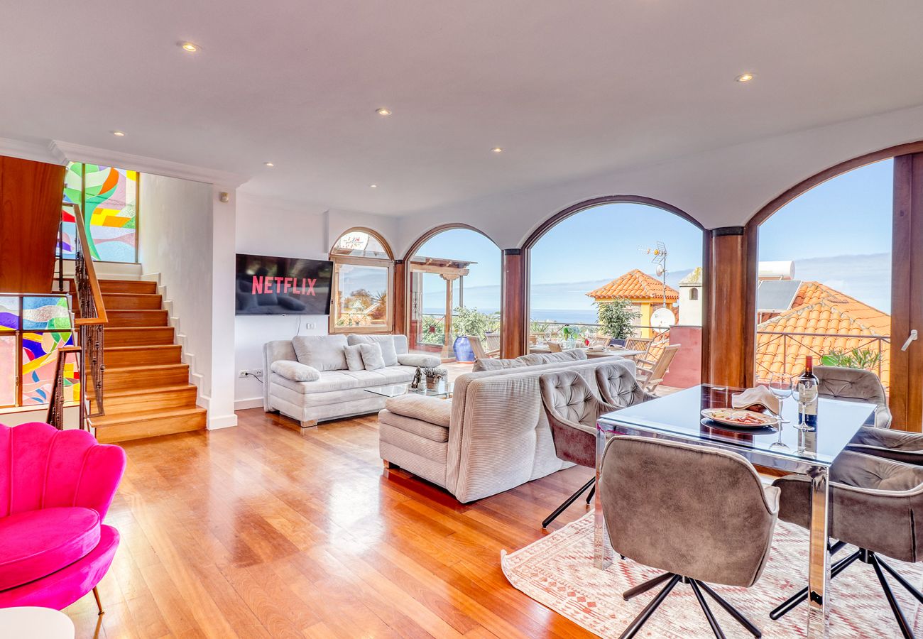 Villa à Puerto de la Cruz - Villa 4 ch Vie & Travail|Piscine, Salle de sport, Bureau, Billard