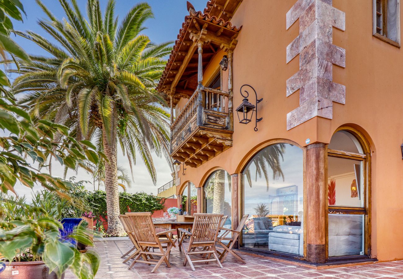 Villa à Puerto de la Cruz - Villa 4 ch Vie & Travail|Piscine, Salle de sport, Bureau, Billard