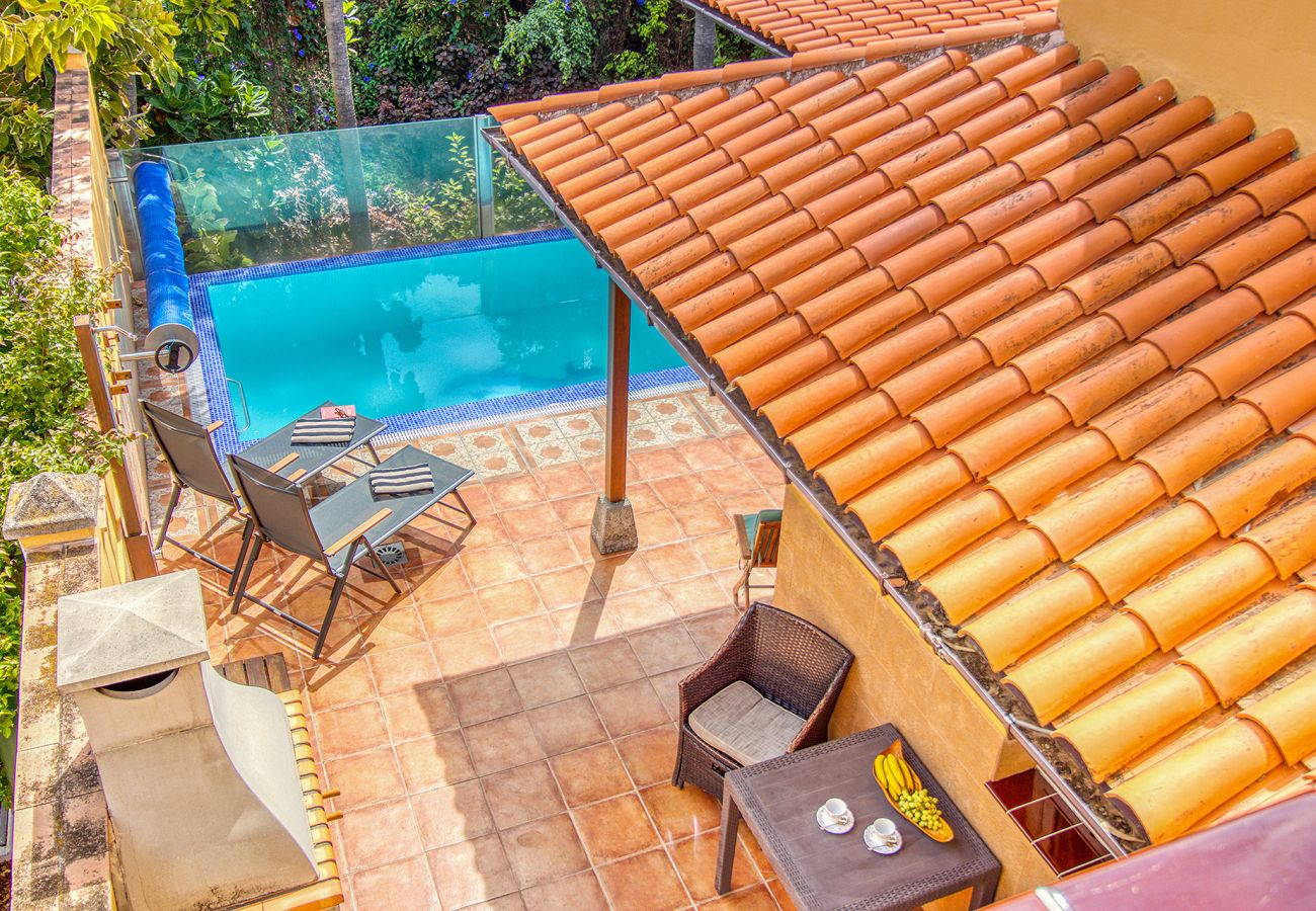 Maison à Puerto de la Cruz - Villa Bien-Être 4 Chambres | Piscine, Sauna et Salle de Sport