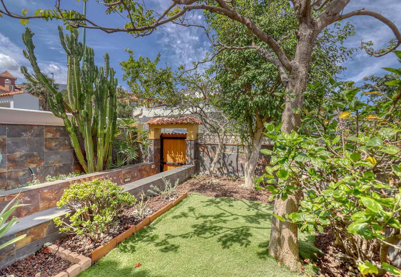 Casa a Puerto de la Cruz - Villa Wellness con 4 Camere | Piscina, Sauna e Palestra