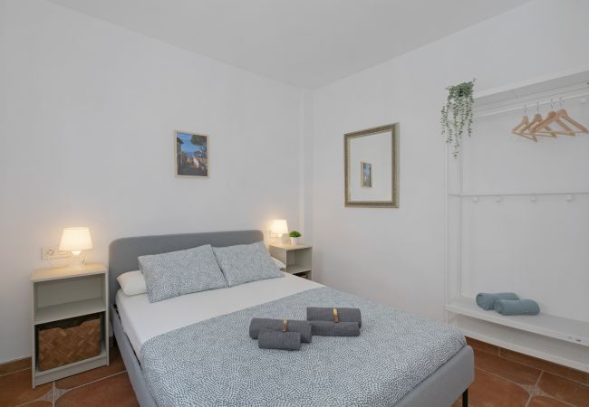 Apartment in Icod de los Vinos - Rooftop View Escape/ 1 Min to Center/Fast WIFI Apartment in Icod de los Vinos - Rooftop View Escape/ 1 Min to Center/Fast WIFI
