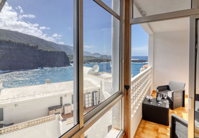 Apartment in Icod de los Vinos - Oceanview Retreat / 50m to Beach + Sunset Terrace + Ensuite Apartment in Icod de los Vinos - Oceanview Retreat / 50m to Beach + Sunset Terrace + Ensuite