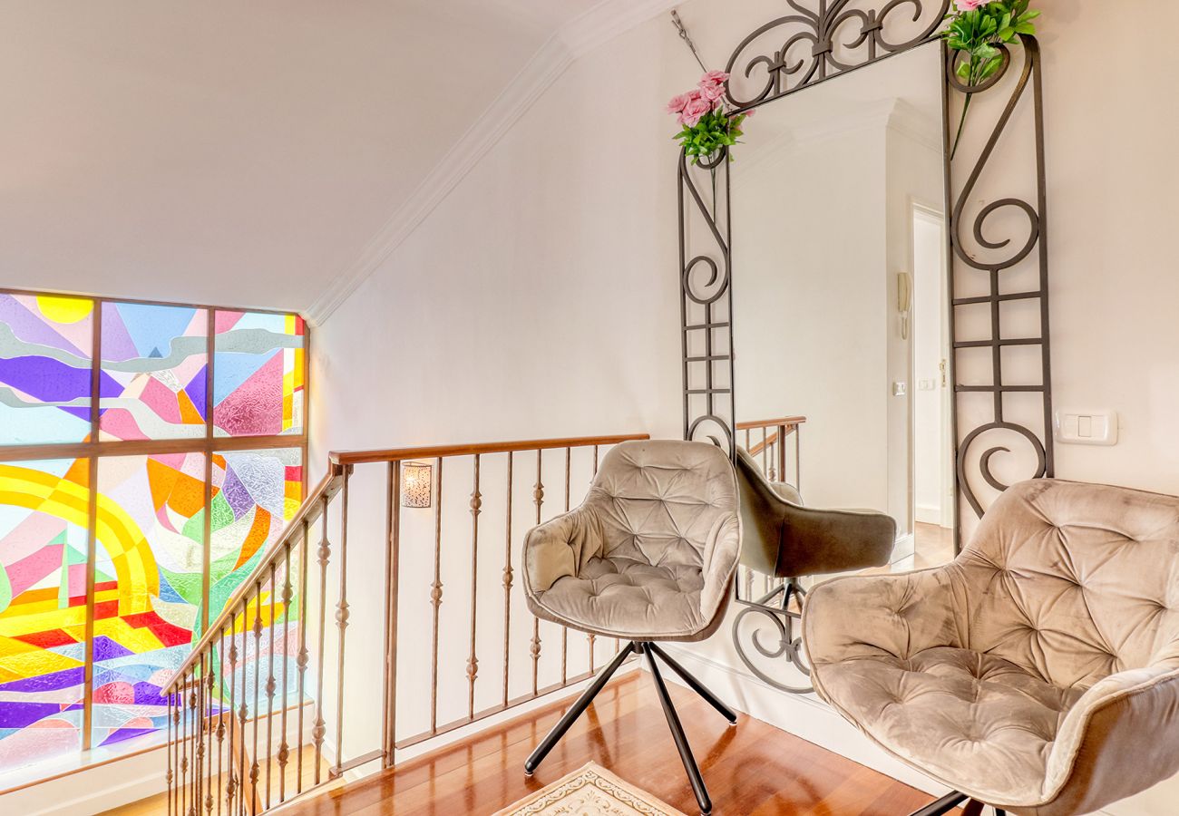 Villa in Puerto de la Cruz - 4BR Work-Life Villa|Pool, Gym, Office, Billiard